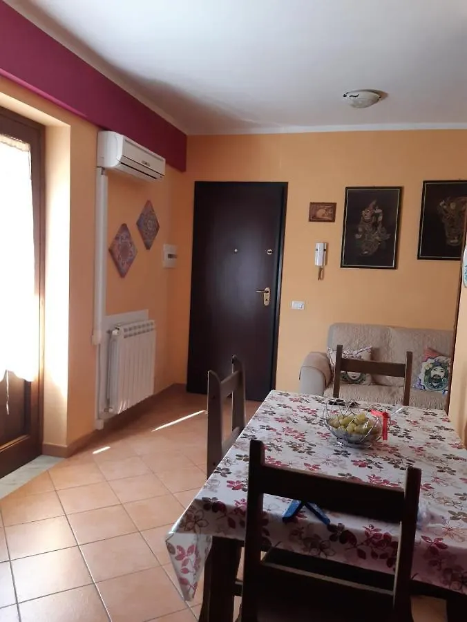 Nice Apartment In The Center Of Palermo - Bivani Via Colonna Rotta イタリア